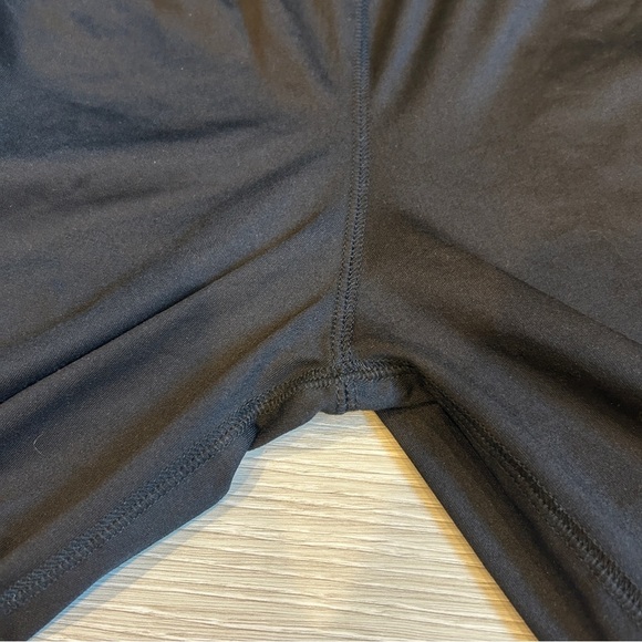 Feat Women’s Black Roam Joggers - Large - Picture 4 of 8